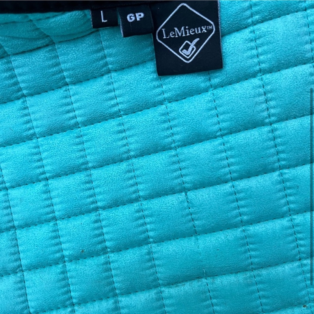 LeMieux Azure Saddle Pad - Picture 3 of 4